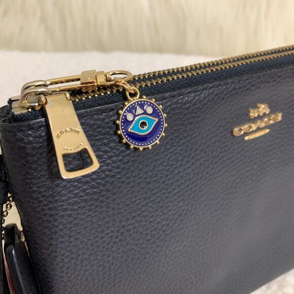 COACH Navy Pebbled Leather Large Double Zip Corner Wallet Wristlet F87587 - Picture 8 of 16